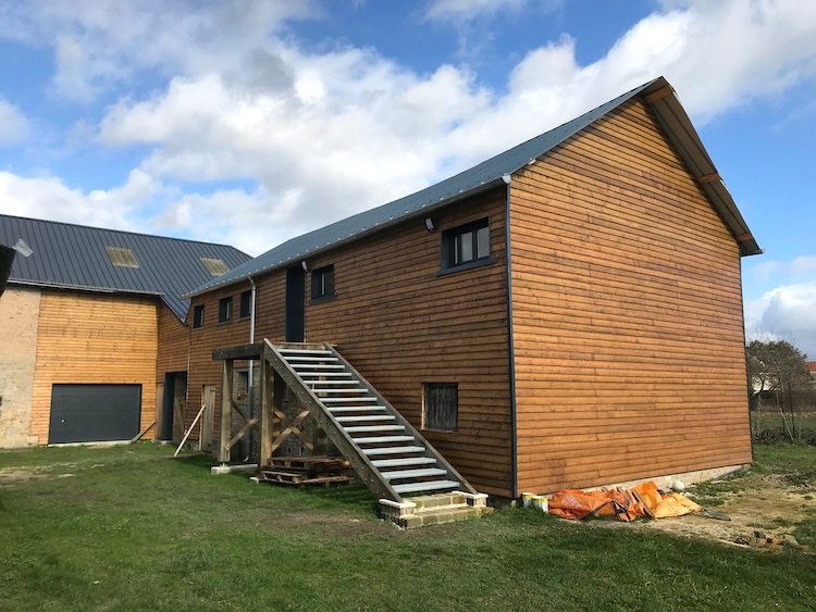 Vue de la ferme ardennaise où se situe le laboratoire Whenua